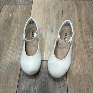 Toddler girl white tap shoes size 11WW; excellent condition